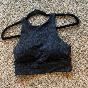 Lululemon high neck sports bra